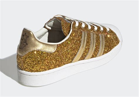 wit goud adidas|white adidas shoes.